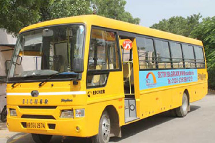 The NorthCap University, Gurgaon College Bus of The NorthCap University Gurgaon